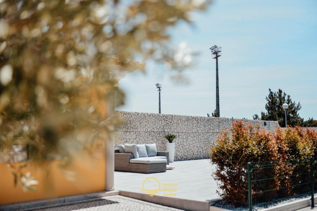 Yellow Sweet Home - Maria E Beatriz Nazaré Exteriör bild