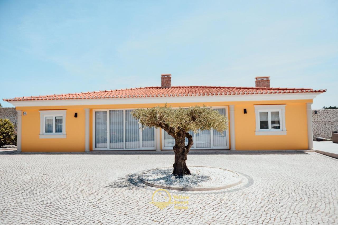 Yellow Sweet Home - Maria E Beatriz Nazaré Exteriör bild