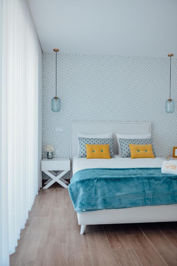 Yellow Sweet Home - Maria E Beatriz Nazaré Exteriör bild